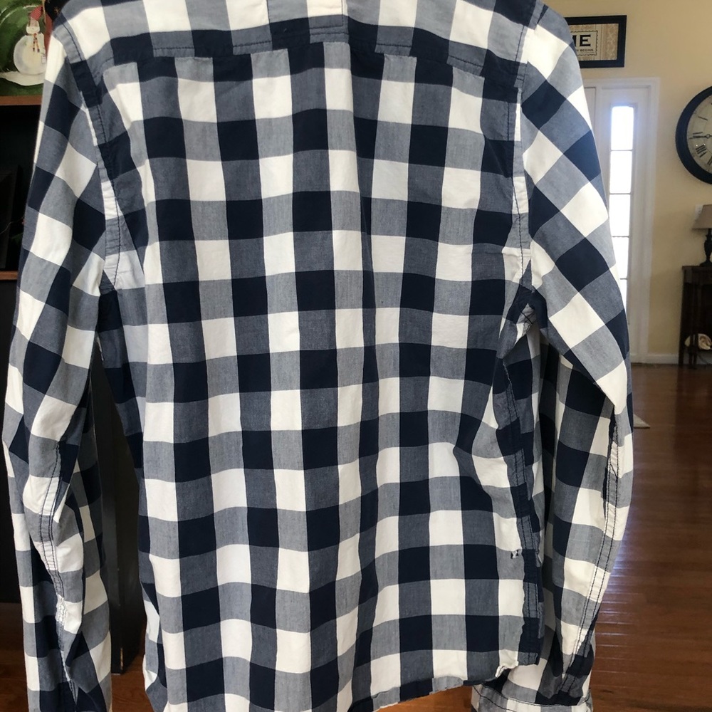 Men’s button down - Picture 3 of 3